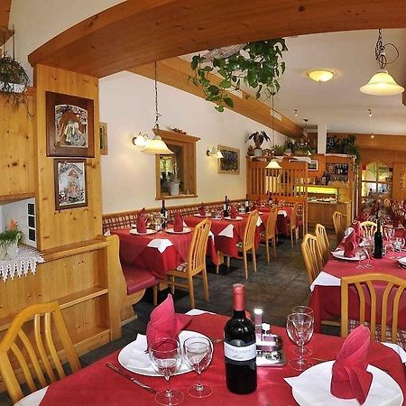 Albergo Nido Verde Chiesa  ภายนอก รูปภาพ
